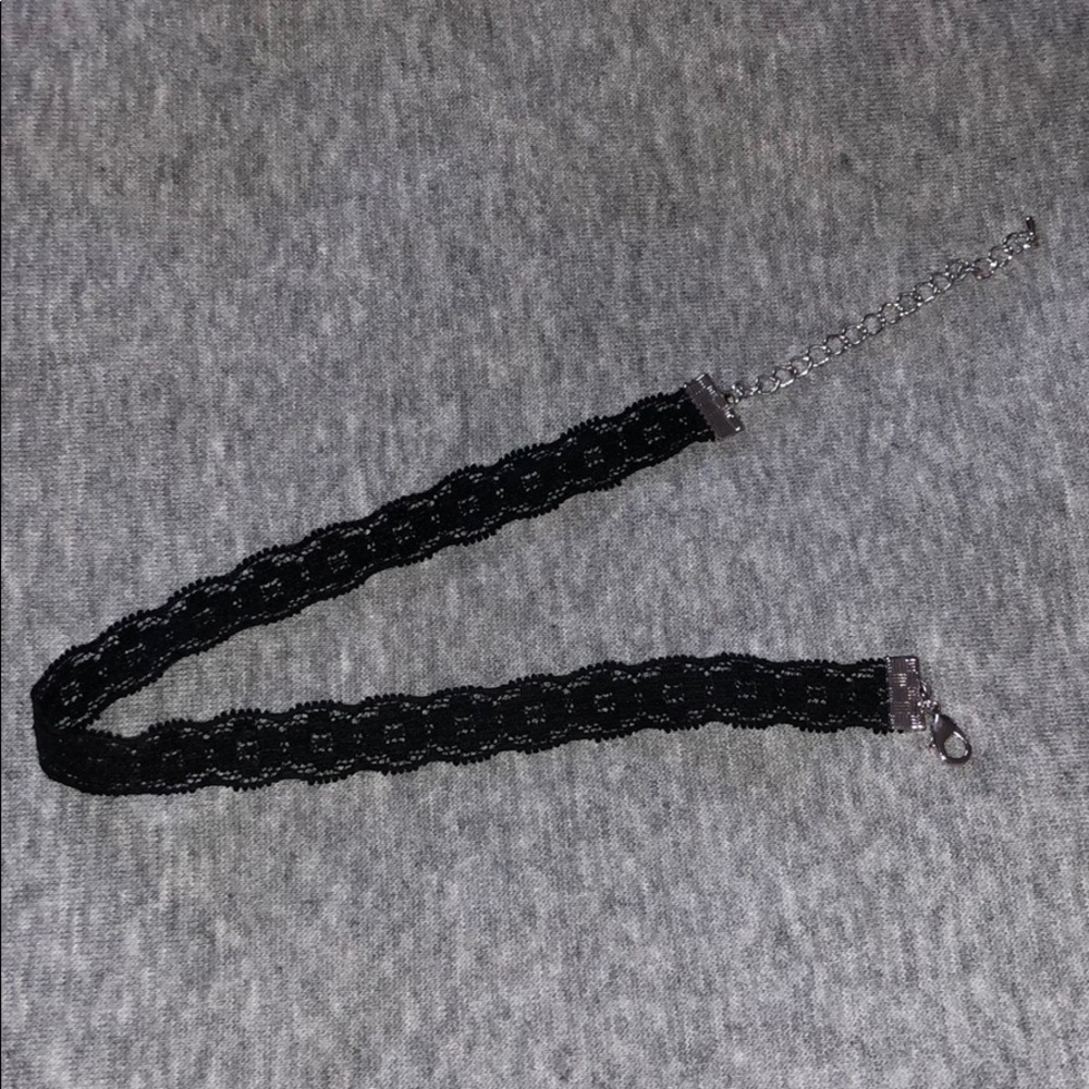 Black lace choker